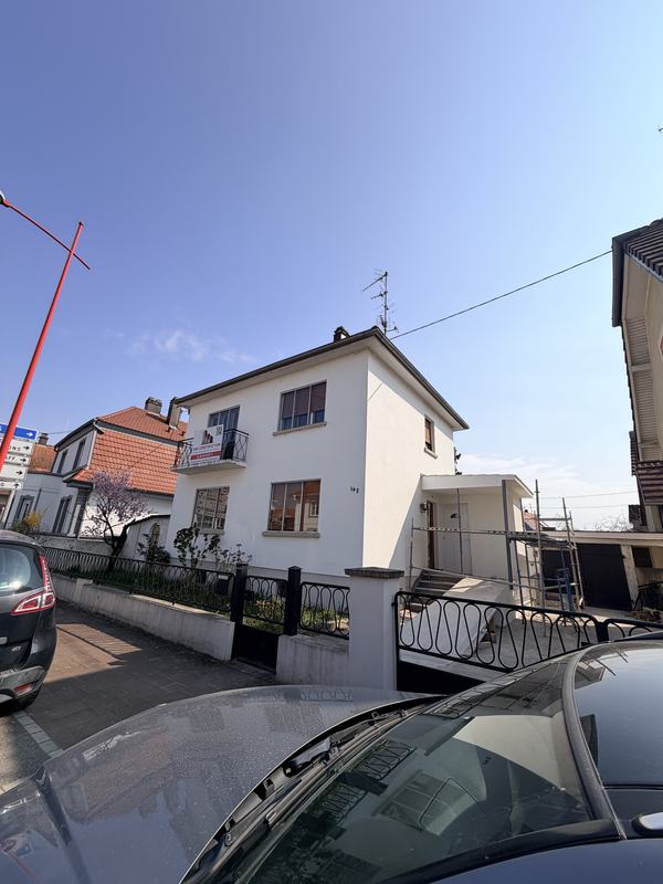 Chantier de construction avec grue